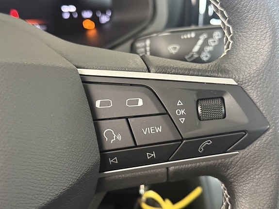 Seat Arona 14 of 18