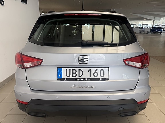 Seat Arona 5 of 18