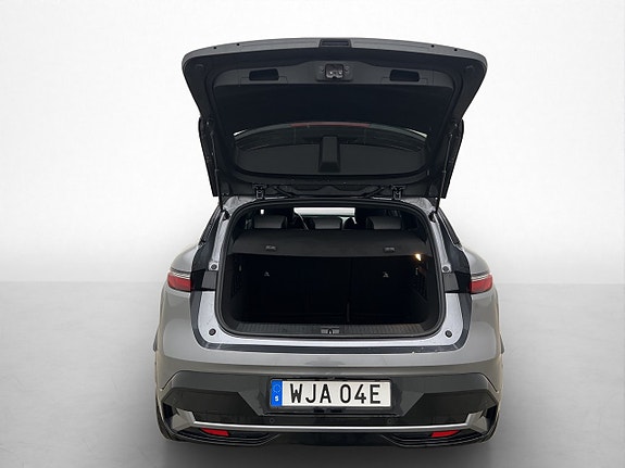 Renault Megane E-Tech 9 of 30