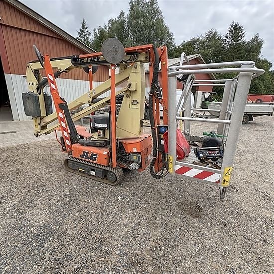 JLG X14 J 2 of 20