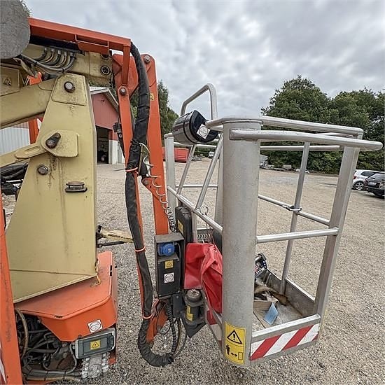 JLG X14 J 3 of 20