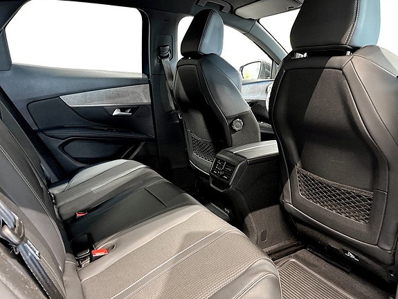 Peugeot 3008 14 of 17