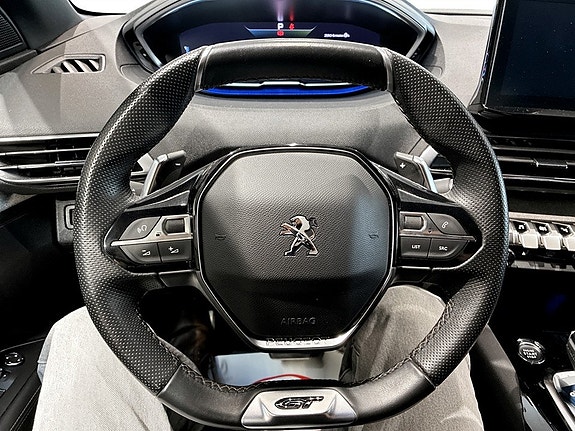Peugeot 3008 7 of 17