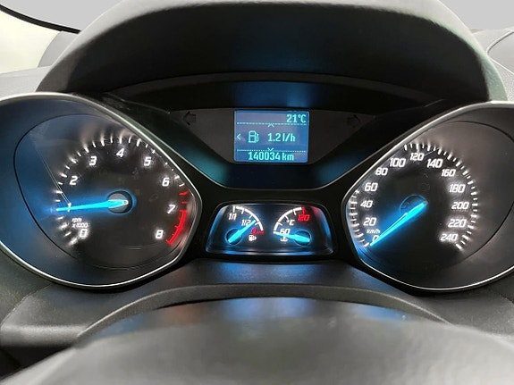 Ford Kuga 14 of 21