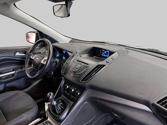 Ford Kuga 9 of 21