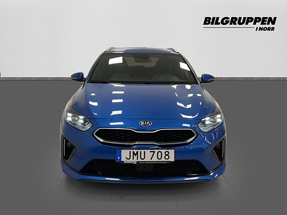 Kia Ceed 2 of 21