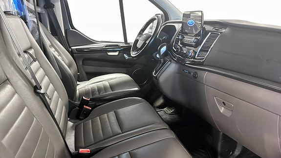 Ford Custom Tourneo 3 of 9