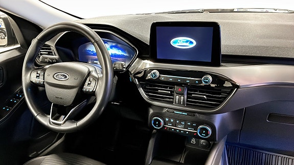 Ford Kuga 4 of 9