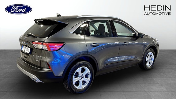 Ford Kuga 2 of 9
