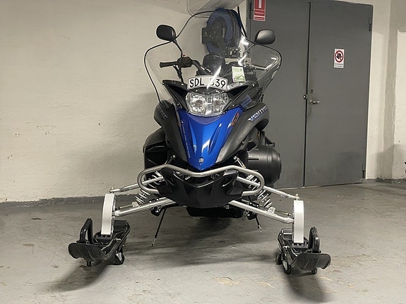 Yamaha Venture MP -16 Sveg 2 of 6