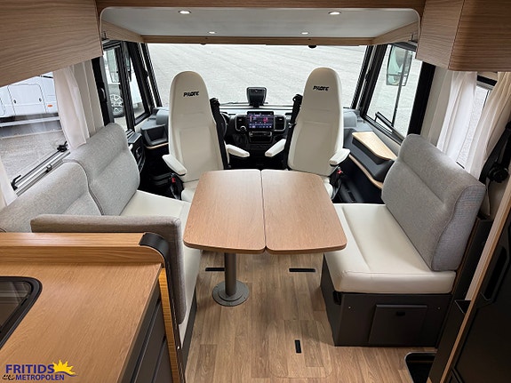 Pilote G740 FGJ Evidence 180hk-Alde diesel-Lithium-10" media 20 of 22