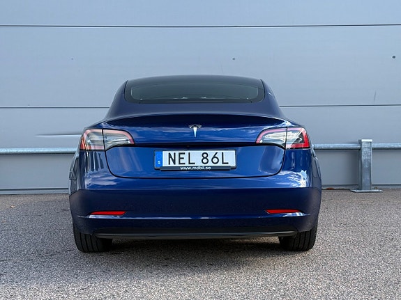 Tesla Model 3 5 of 15