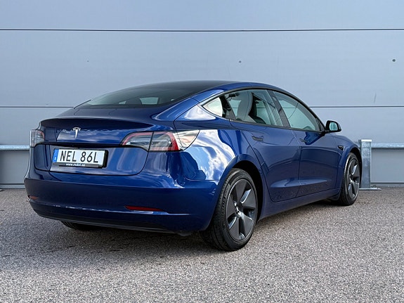 Tesla Model 3 3 of 15