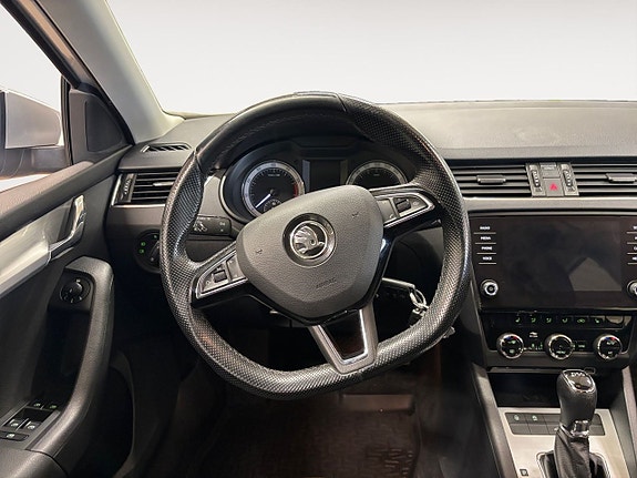 Skoda Octavia 13 of 17