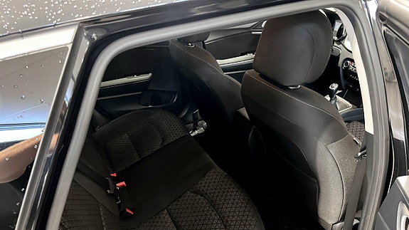 Kia Ceed 5 of 12