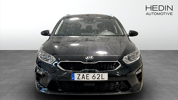 Kia Ceed 8 of 12