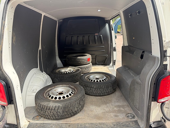 Volkswagen Transporter 6 of 10