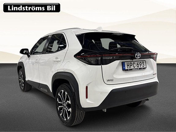 Toyota Yaris Cross 4 of 20