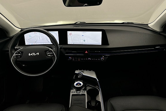 Kia EV6 3 of 3