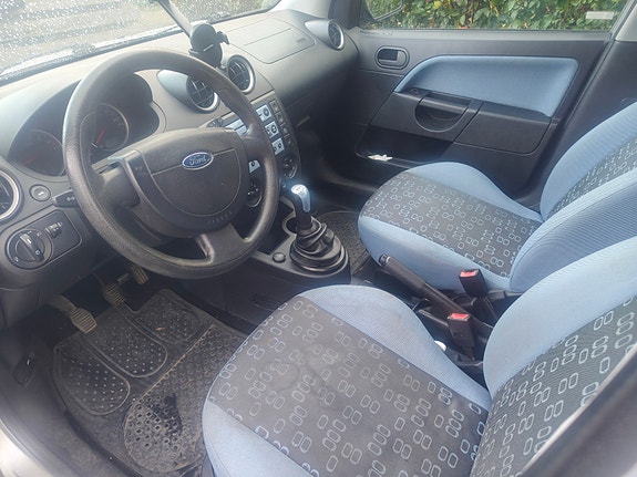 Ford Fiesta 6 of 6