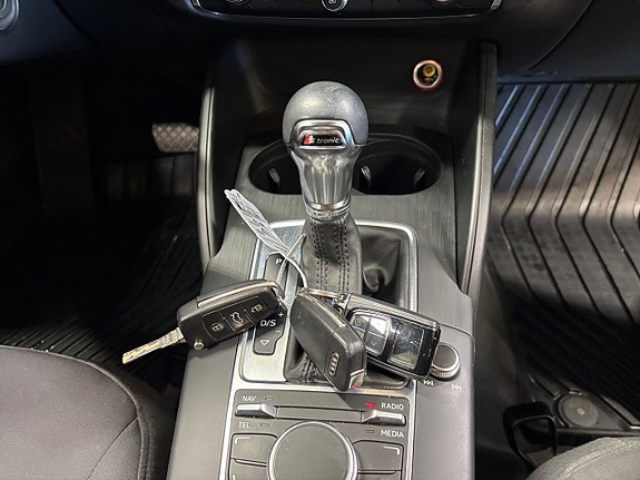 Audi A3 9 of 18