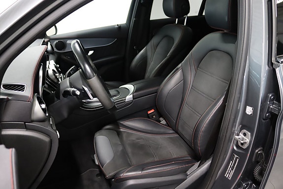 Mercedes-Benz GLC300 de 24 of 26