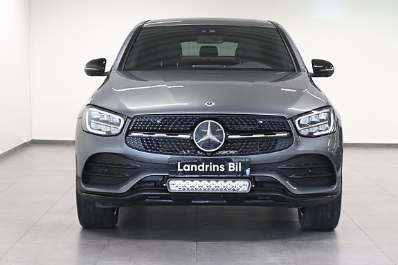 Mercedes-Benz GLC300 de 2 of 26