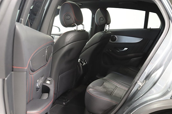 Mercedes-Benz GLC300 de 11 of 26