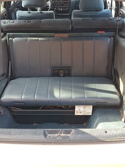Toyota Camry 6 of 8