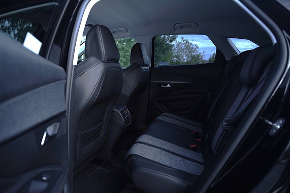 Peugeot 3008 12 of 15