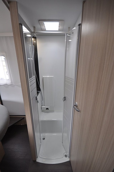Sun Living S 75 SC Alde+AC Bodel+Lithium-Solcell+5PL+Taksäng+B körkort 20 of 26