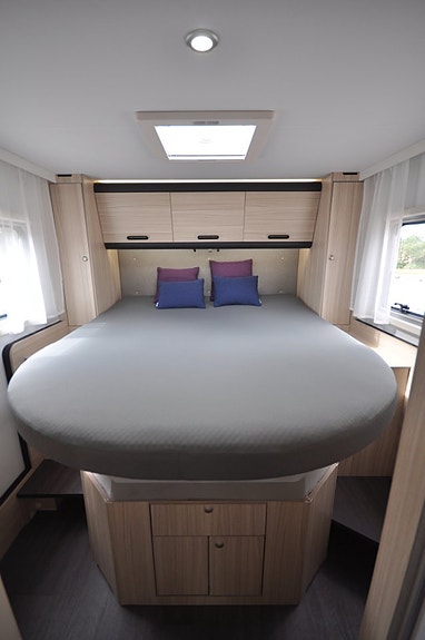 Sun Living S 75 SC Alde+AC Bodel+Lithium-Solcell+5PL+Taksäng+B körkort 18 of 26