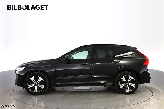 Volvo XC60 2 of 17