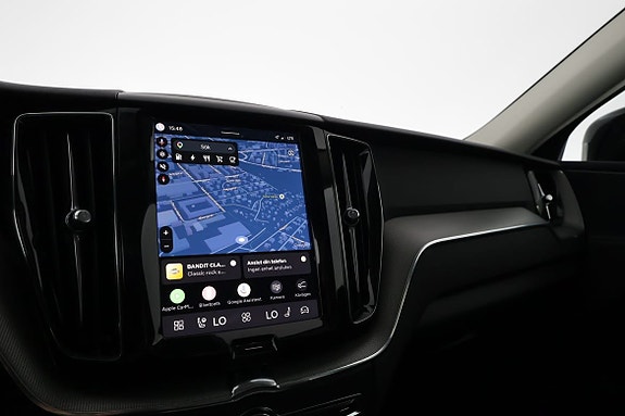 Volvo XC60 12 of 17