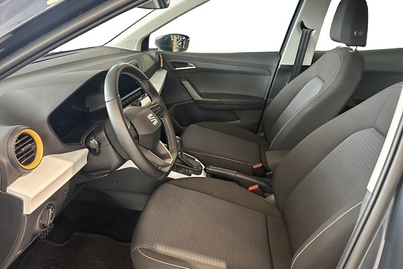 Seat Arona 13 of 26