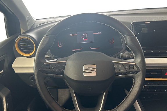 Seat Arona 12 of 26