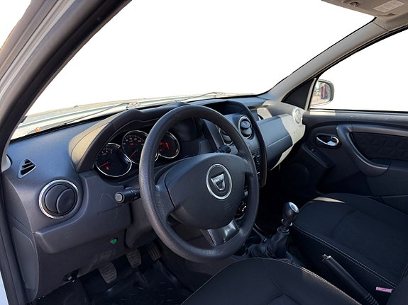 Dacia Duster 11 of 15