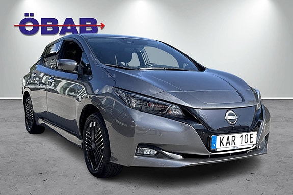 Nissan Leaf 3 of 12