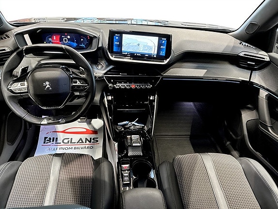 Peugeot 2008 6 of 19