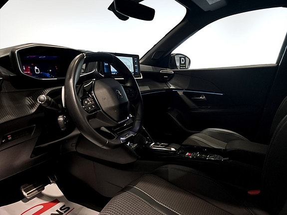 Peugeot 2008 5 of 19