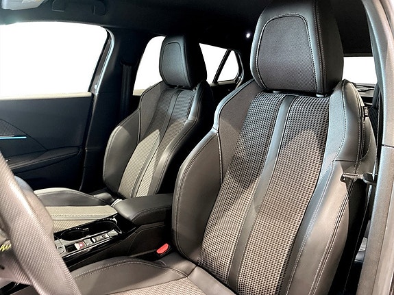 Peugeot 2008 4 of 19