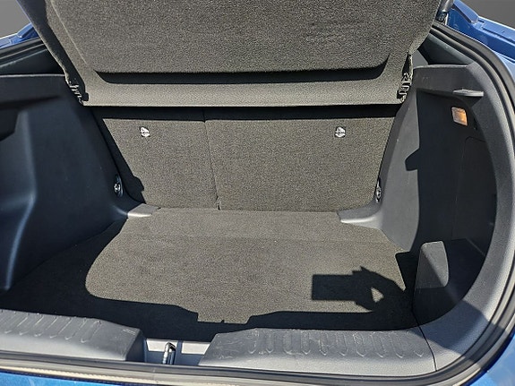 Toyota C-HR 12 of 12