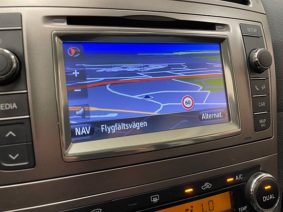 Toyota Avensis 18 of 25
