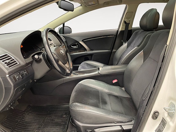 Toyota Avensis 9 of 25