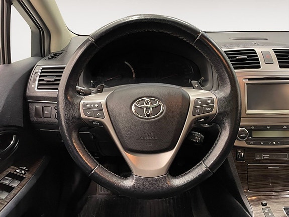 Toyota Avensis 13 of 25