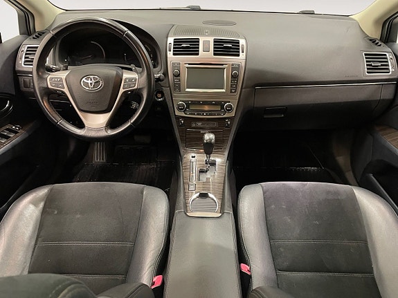 Toyota Avensis 10 of 25