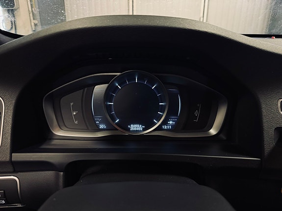 Volvo V60 Cross Country 10 of 23