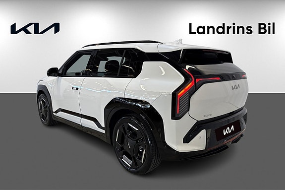 Kia EV3 6 of 25