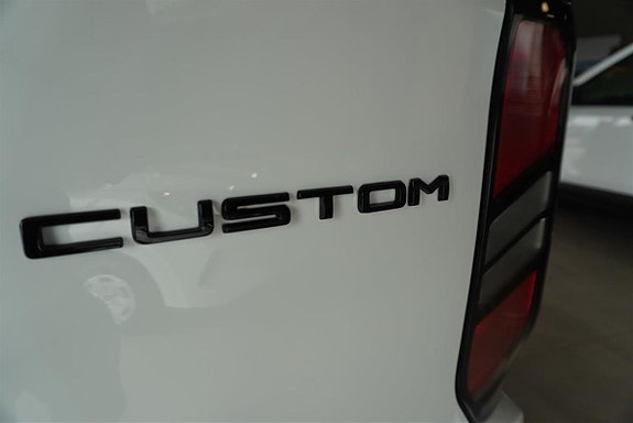 Ford Transit Custom 10 of 11