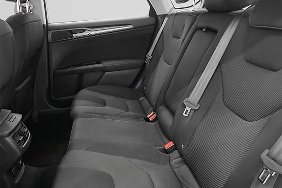 Ford Mondeo 5 of 8
